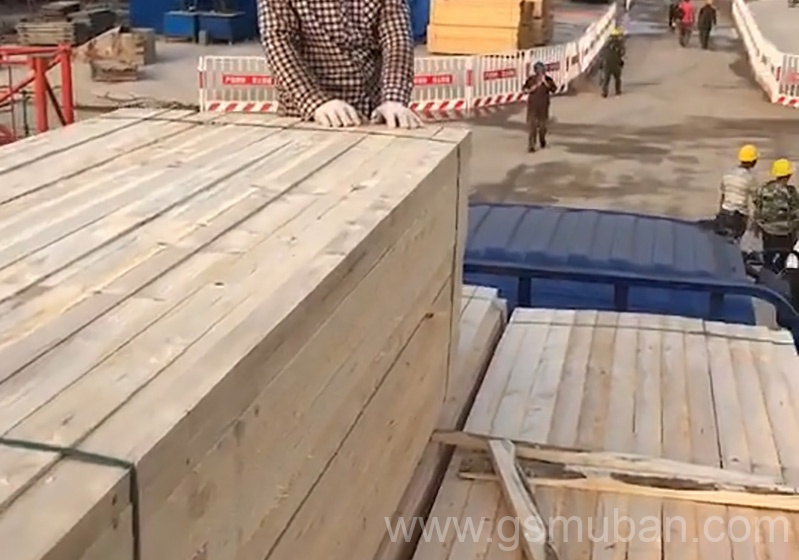 建筑工地一平方需要多少米模板木方？